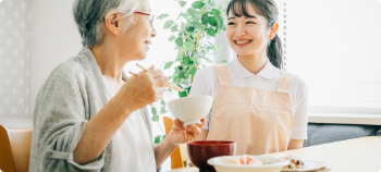 食事介助の様子