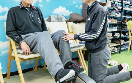 リハビリデイサービスめぐみ　リハビリ風景